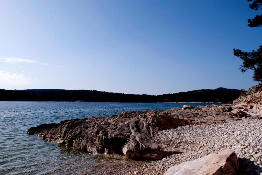 Pansion Ana Mali Lošinj Exterior foto